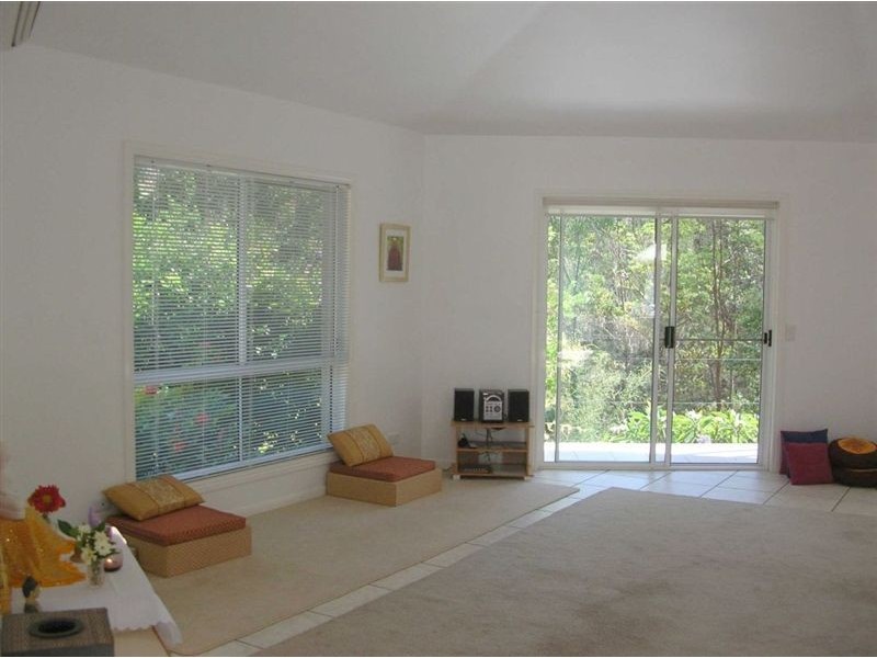 33 Strawberry Road, Mudgeeraba QLD 4213
