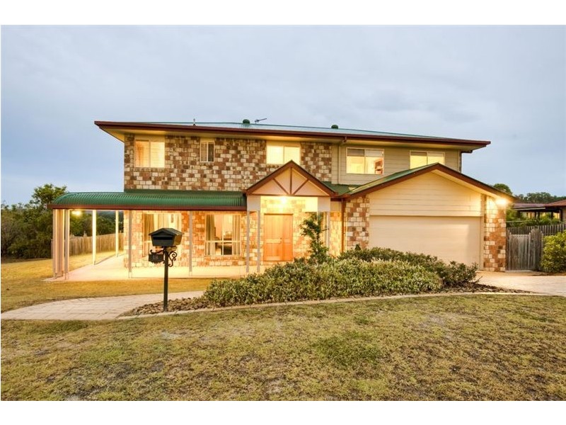 18 Penrhyn Street, Pacific Pines QLD 4211