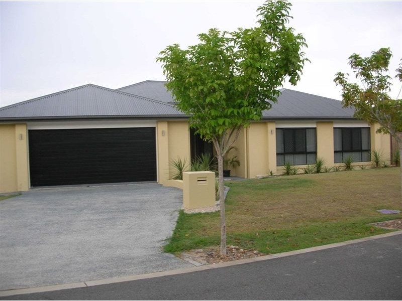 19 Peregrine Crescent, Coomera QLD 4209