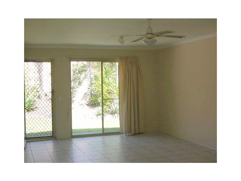 3/96 Village Way, Oxenford QLD 4210