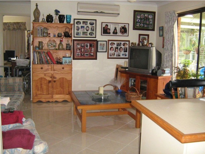 7 Pambula Court, Helensvale QLD 4212