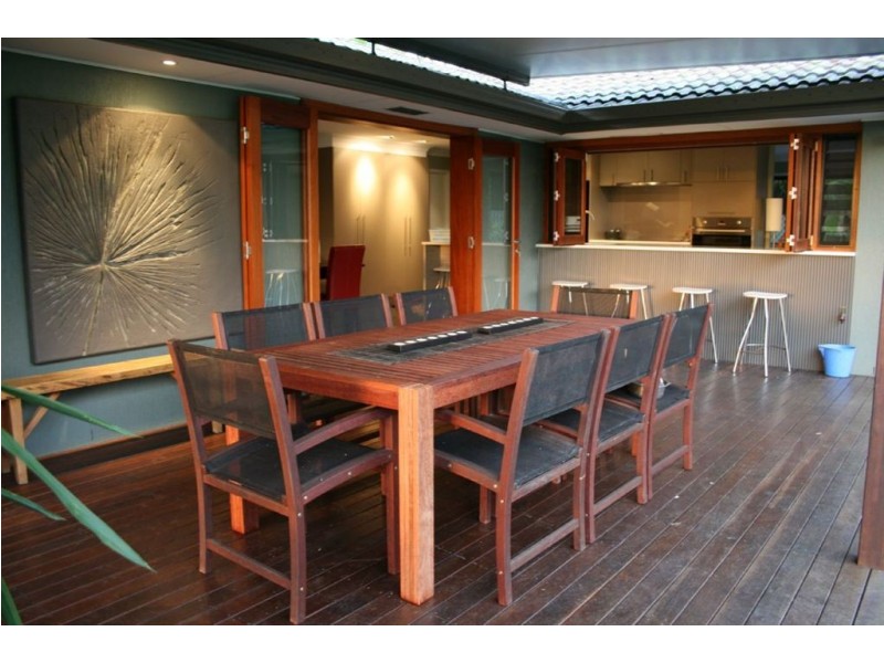 21 Edgeworth Place, Helensvale QLD 4212