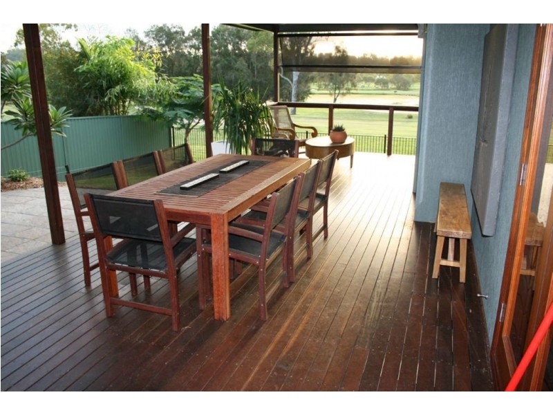 21 Edgeworth Place, Helensvale QLD 4212