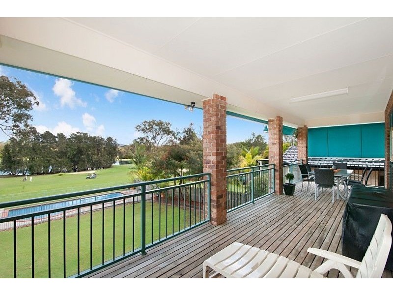 27 Edgeworth Place, Helensvale QLD 4212