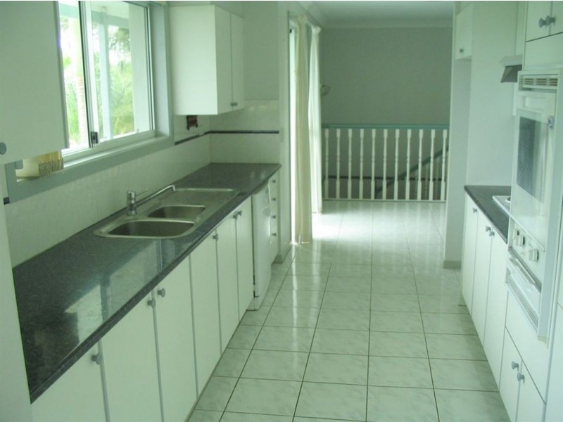 3 Crocus Way, Gaven QLD 4211