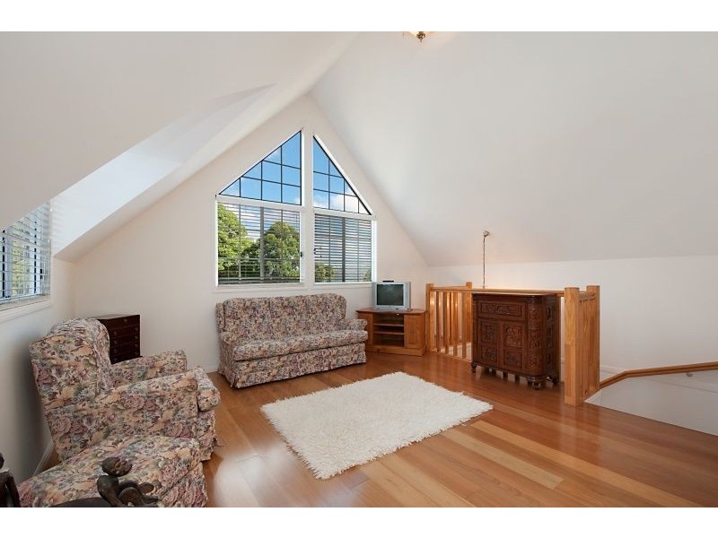 12 Walter Court, Wongawallan QLD 4210