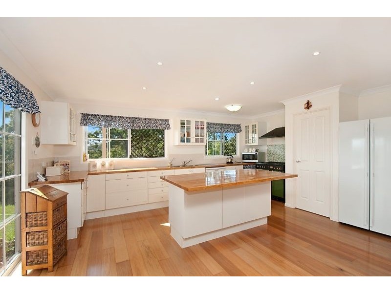 12 Walter Court, Wongawallan QLD 4210