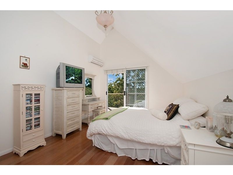 12 Walter Court, Wongawallan QLD 4210