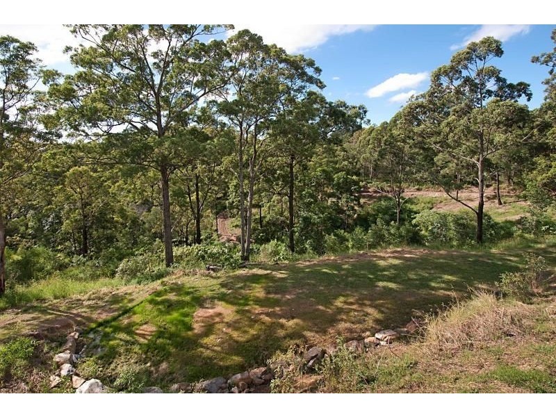 12 Walter Court, Wongawallan QLD 4210