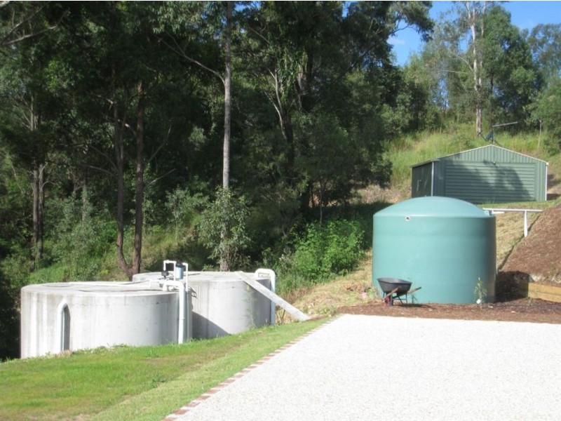 12 Walter Court, Wongawallan QLD 4210