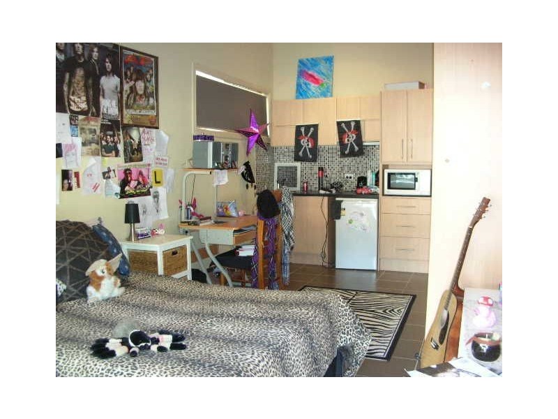 121 Discovery Drive, Helensvale QLD 4212