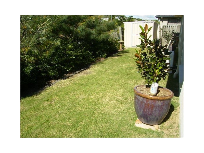 27 Witheren Circuit, Pacific Pines QLD 4211