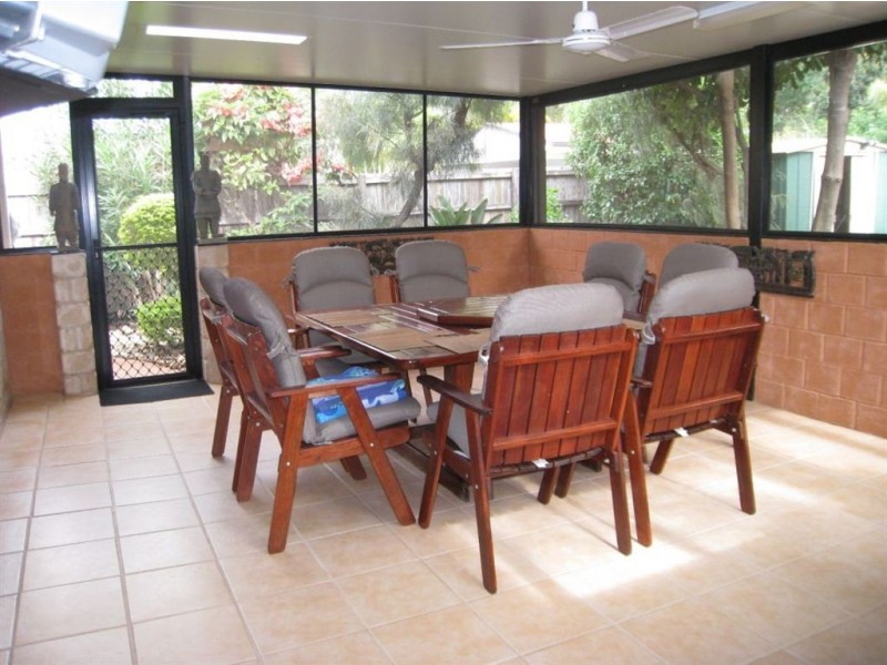 17 Urangan Court, Helensvale QLD 4212