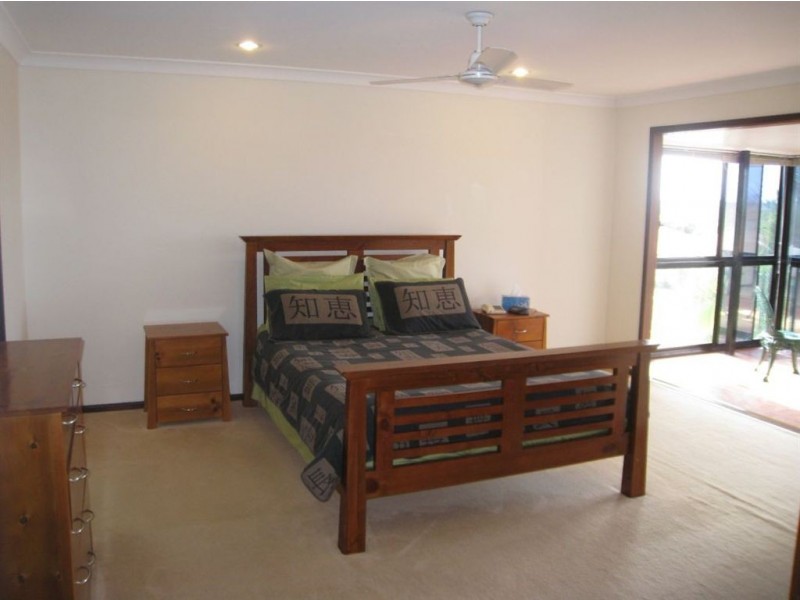 17 Urangan Court, Helensvale QLD 4212