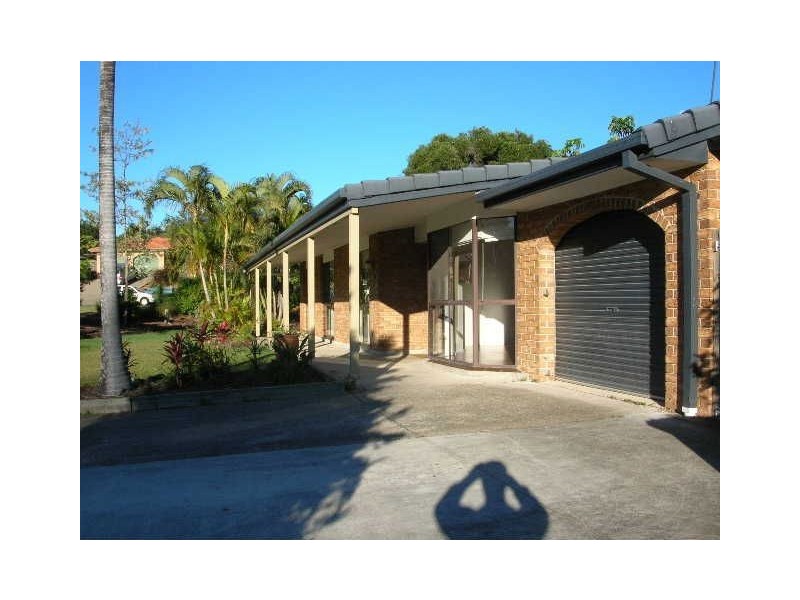 2 Mundulla Place, Helensvale QLD 4212