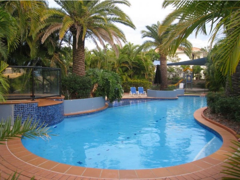 11 Blackwattle Circuit, Arundel QLD 4214