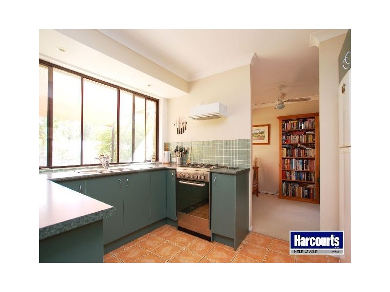 11 Otford Place, Helensvale QLD 4212