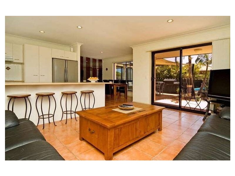 15 Audrey Avenue, Monterey Keys QLD 4212