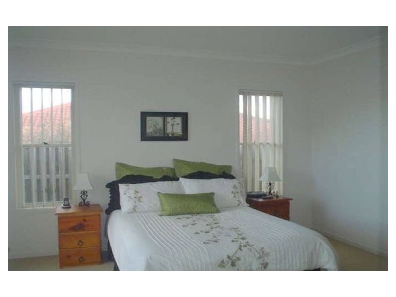 23 Sheffield Circuit, Pacific Pines QLD 4211