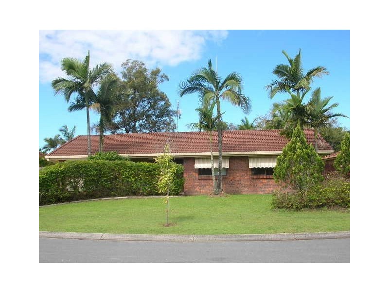 9 Minden Crescent, Helensvale QLD 4212