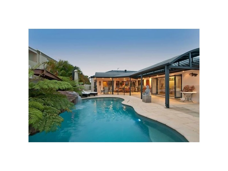 10 Eastbank Terrace, Monterey Keys QLD 4212