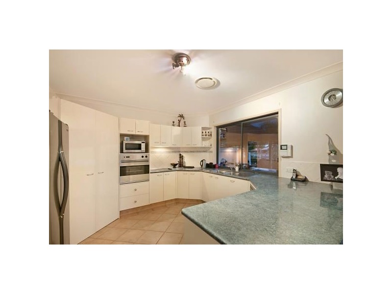 10 Eastbank Terrace, Monterey Keys QLD 4212