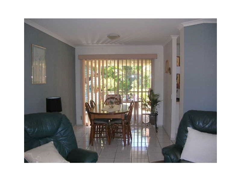 45 Mildura Drive, Helensvale QLD 4212