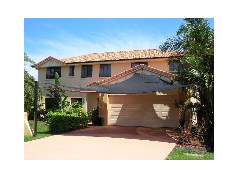 8 Dallow Crescent, Monterey Keys QLD 4212