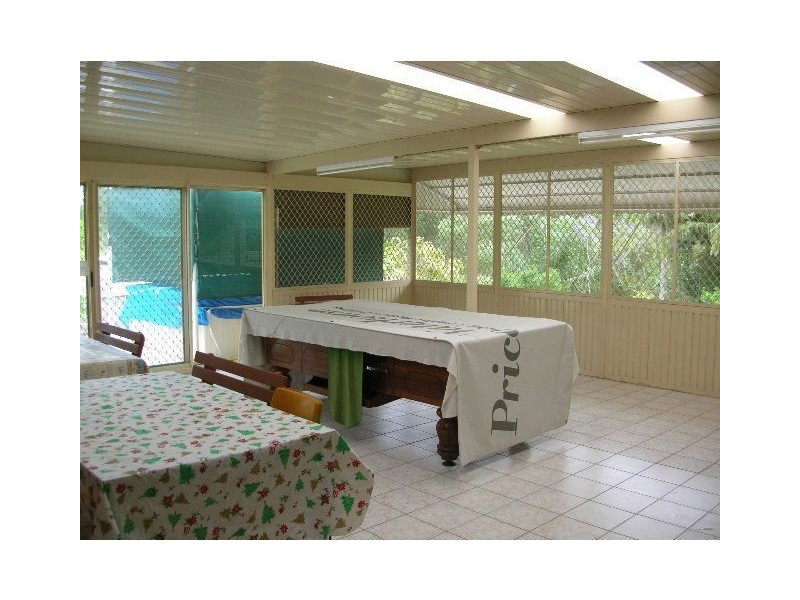 15 Dalby Court, Helensvale QLD 4212