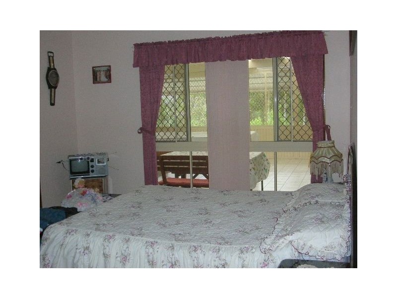 15 Dalby Court, Helensvale QLD 4212