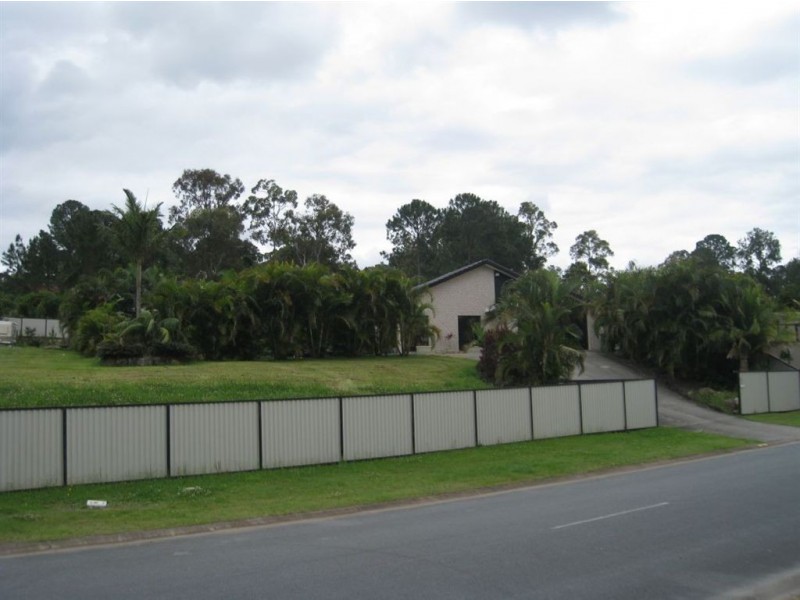 Pacific Pines QLD 4211