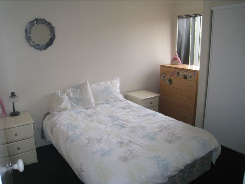 Pacific Pines QLD 4211