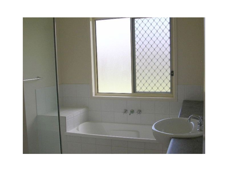 10 Bluetail Crescent, Upper Coomera QLD 4209