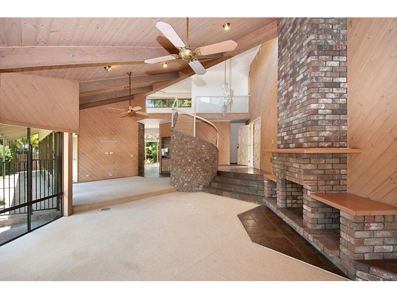 20 Condamine Crescent, Helensvale QLD 4212