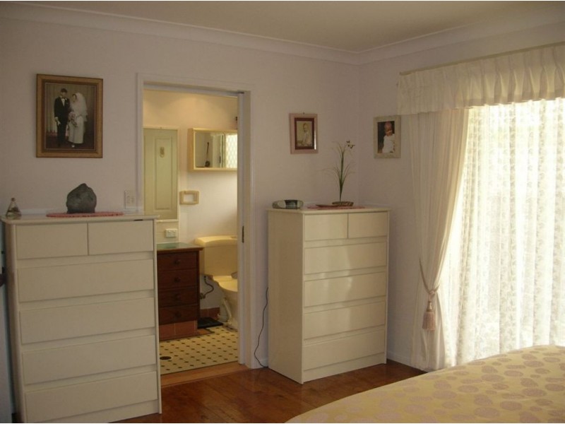 2 Ballarat Ct, Tallai QLD 4213