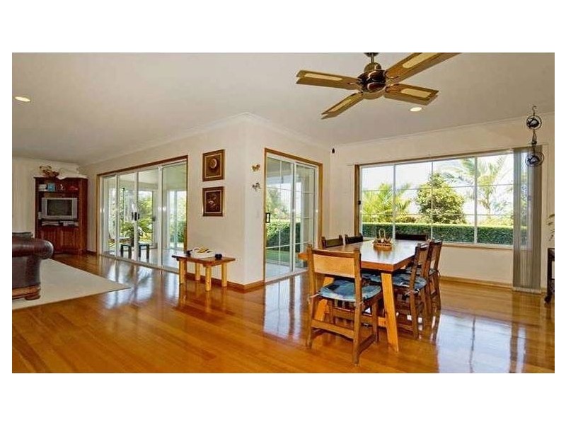 2 Urangan Court, Helensvale QLD 4212