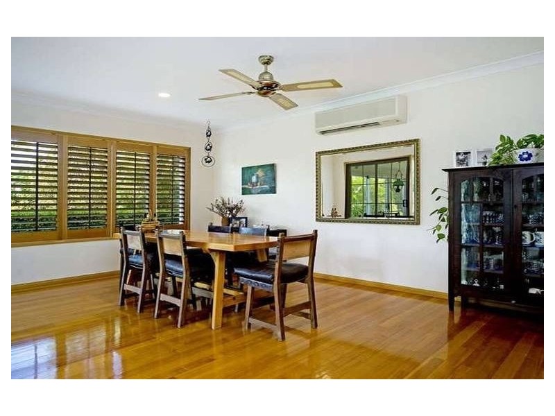 2 Urangan Court, Helensvale QLD 4212