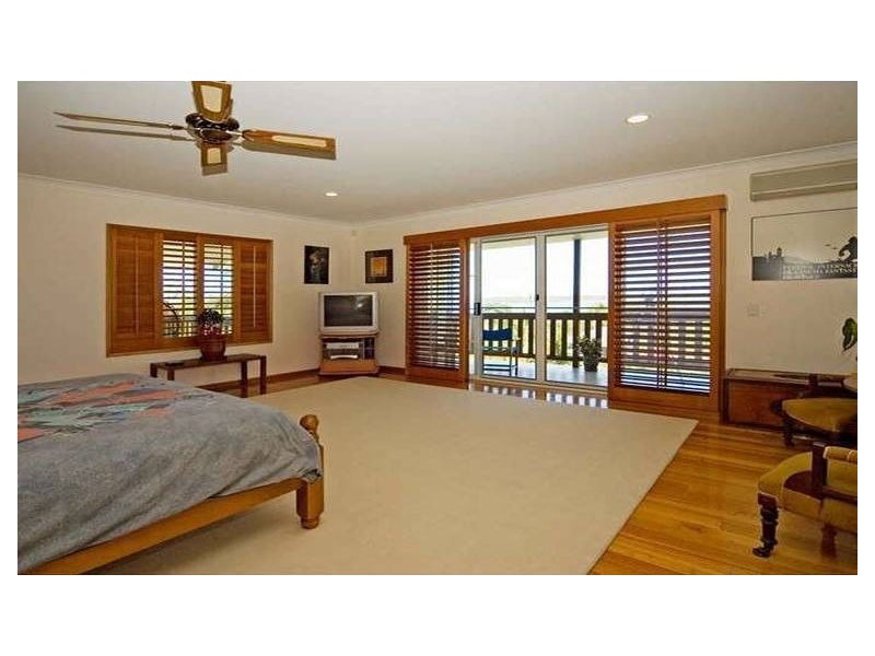 2 Urangan Court, Helensvale QLD 4212