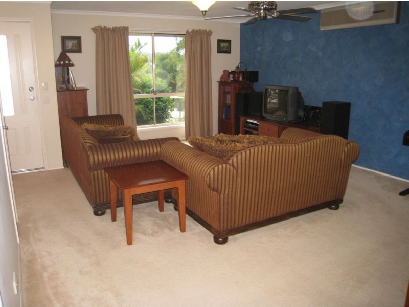 38 Broadway Drive, Oxenford QLD 4210