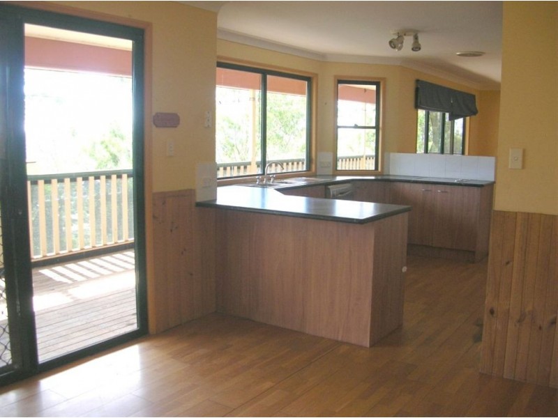 37 Crestridge Crescent, Oxenford QLD 4210