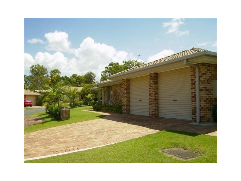 4 Fairhaven Court, Helensvale QLD 4212