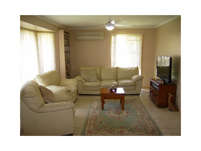 4 Fairhaven Court, Helensvale QLD 4212