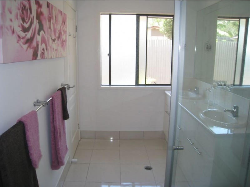 66A Helensvale Road, Helensvale QLD 4212