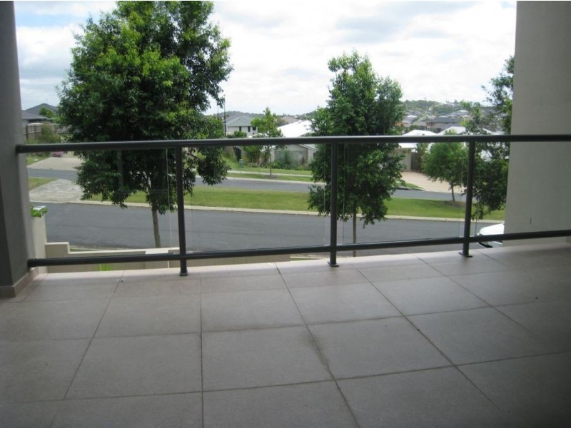 1 Twynam Mews, Pacific Pines QLD 4211