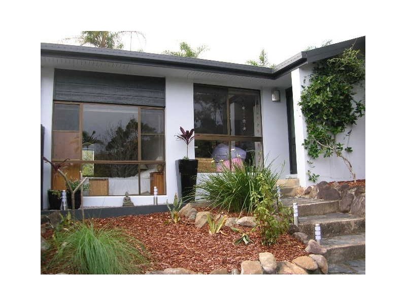 5 Stretton Drive, Helensvale QLD 4212