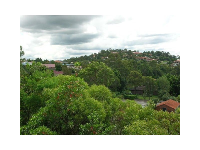 4 Hervey Street, Oxenford QLD 4210