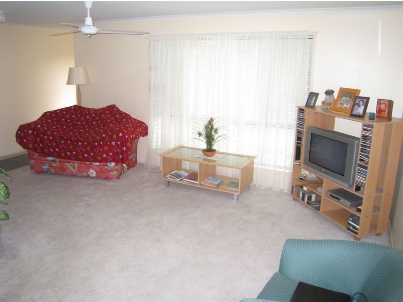 87 Universal Street, Oxenford QLD 4210