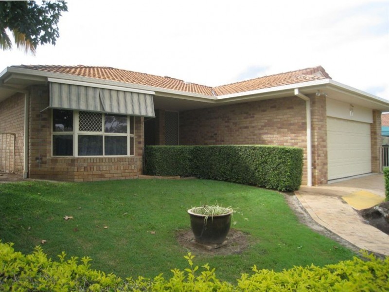 17 Cootharaba Drive, Helensvale QLD 4212