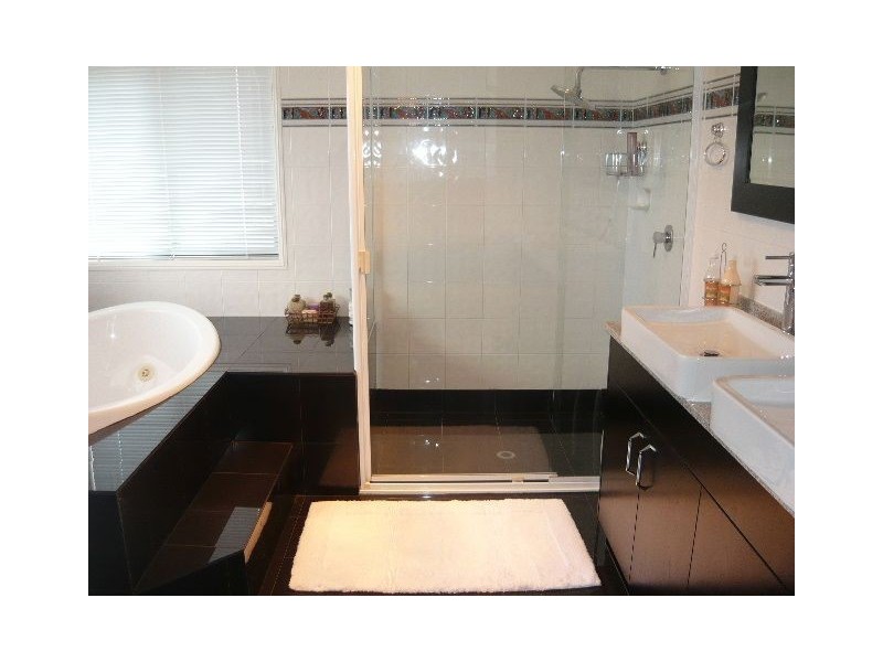 61 Audrey Avenue, Monterey Keys QLD 4212