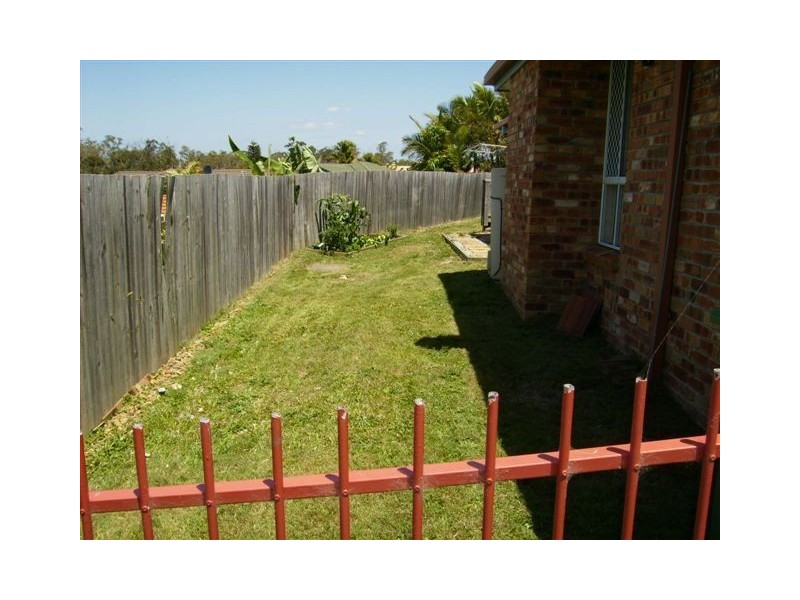 4 Suncrest Court, Parkwood QLD 4214